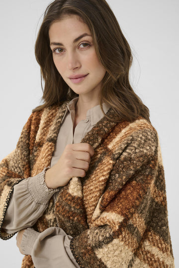 Blye Teddy Cape